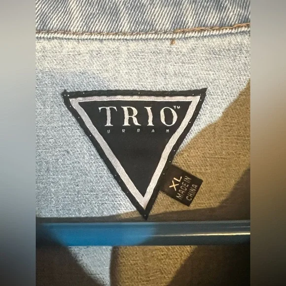 Trio Urban Light Wash Denim Jacket with Orange Bear🐻 - Picture 3 of 4